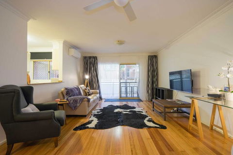 Urban Escape - Strathfield - Accommodation 4U 0