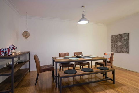 Urban Escape - Strathfield - Accommodation 4U 2
