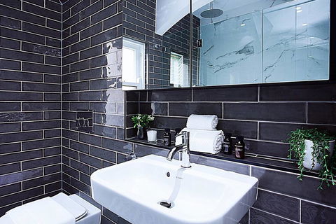 Urban Rest - High St - Accommodation 4U 3