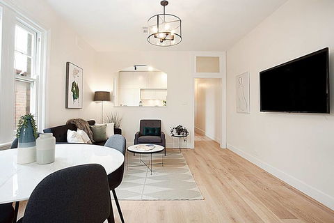 Urban Rest - High St - Accommodation 4U 1