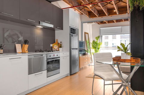 Urban Rest - Riley St - Accommodation 4U 1