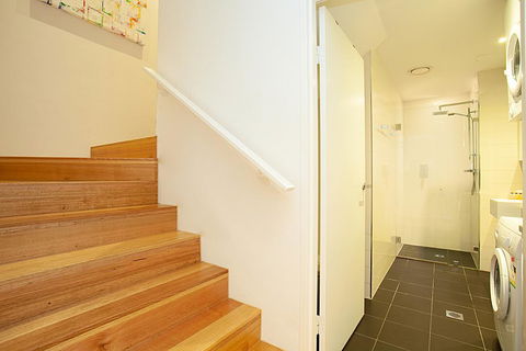 Urban Rest - Riley St - Accommodation 4U 1