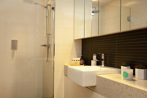 Urban Rest - Riley St - Accommodation 4U 2
