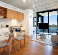 Urban Rest - Short Lane - Accommodation 4U