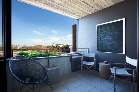 Urban Rest - Short Lane - Accommodation 4U 3