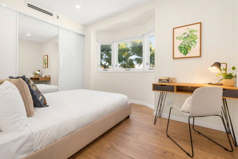 Urban Rest - The Seymour - Accommodation 4U 2