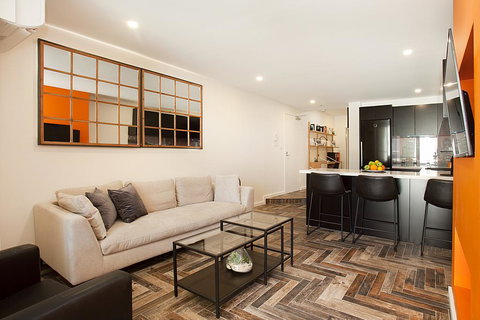 Urban Rest - Young St - Accommodation 4U 0