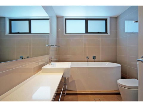 Utopia Apartment - Accommodation 4U 2