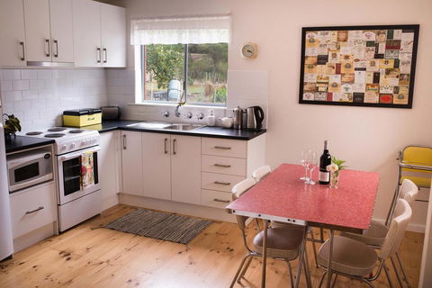 Veritas Cottage - Accommodation 4U 2