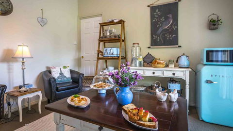 Vicarage View Cottage - Accommodation 4U 0