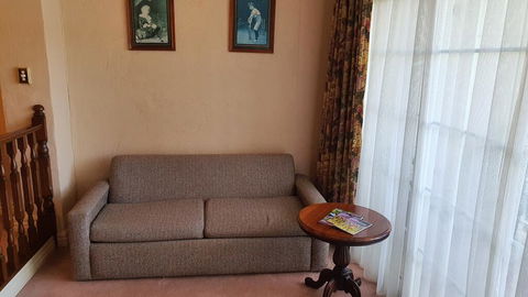 Victoria House Motor Inn - Accommodation 4U 2