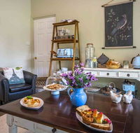 Vicarage View Cottage - Accommodation 4U