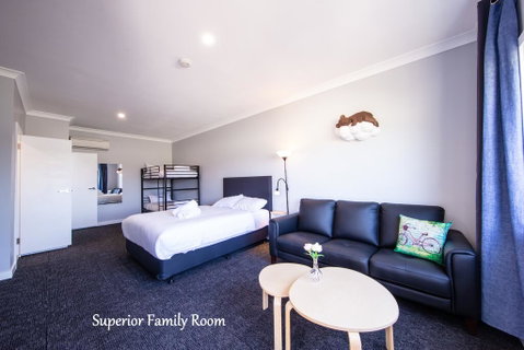 Vikas - Accommodation 4U 0