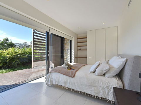 Villa Catania Waterside At Trinity Point - Accommodation 4U 1