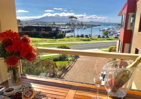 Vista Marina Penthouse #6 - Accommodation 4U 0