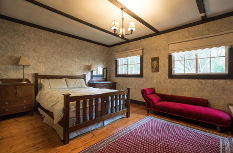 Walhalla Coach House - Accommodation 4U 1