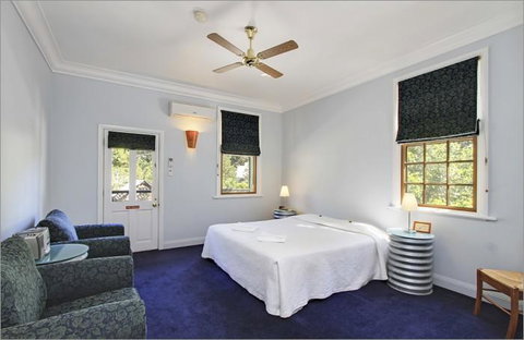 Walhalla's Star Hotel - Accommodation 4U 3