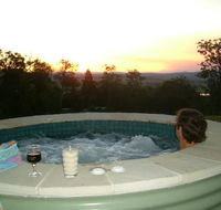 Wallaby Ridge Retreat - Accommodation 4U