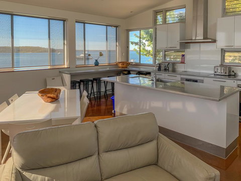 Walshys Shack - Accommodation 4U 3