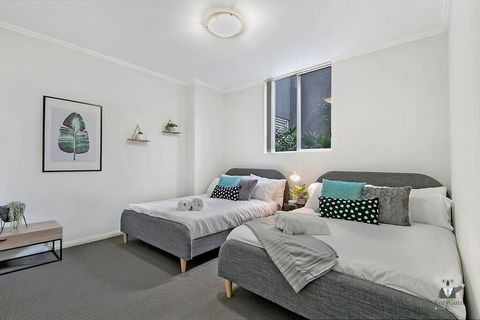 WARRICK FRAM 3 BEDS APT FREE PARKING WALK TO WESTFIELD CLOSE TO HOSPITAL NWF003 - Accommodation 4U 2