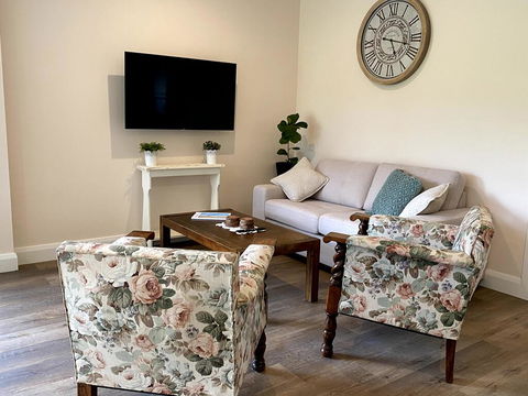 Waterfall Unit Farm Stay - Accommodation 4U 3