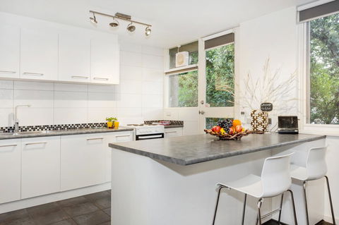 Melbourne Villa - Accommodation 4U 8