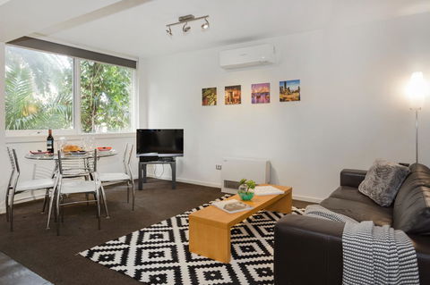 Melbourne Villa - Accommodation 4U 2
