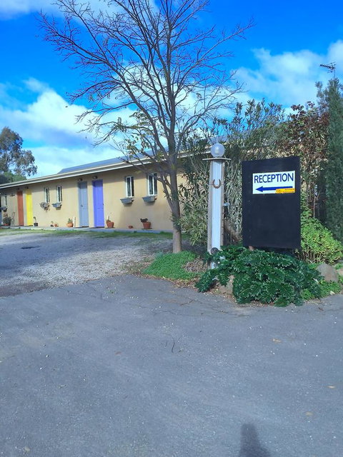 The Albion Motel Castlemaine - Accommodation 4U 5