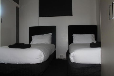 Rochester Motel - Accommodation 4U 12