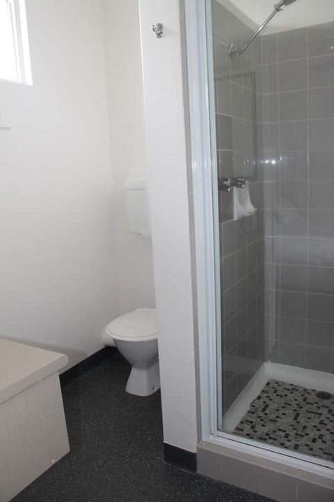 Rochester Motel - Accommodation 4U 18