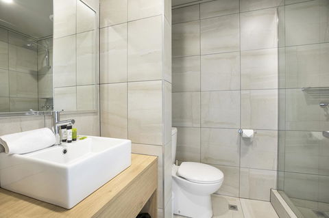 Nightcap At Excelsior Hotel - Accommodation 4U 22