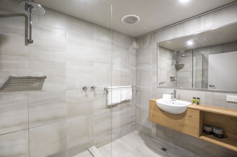 Nightcap At Excelsior Hotel - Accommodation 4U 3