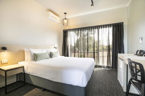 Nightcap At Excelsior Hotel - Accommodation 4U 16