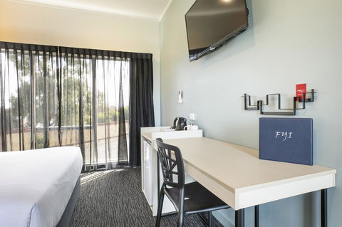 Nightcap At Excelsior Hotel - Accommodation 4U 10