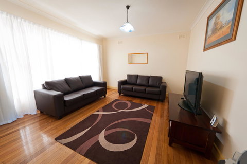 National Hotel Complex Bendigo - Accommodation 4U 14