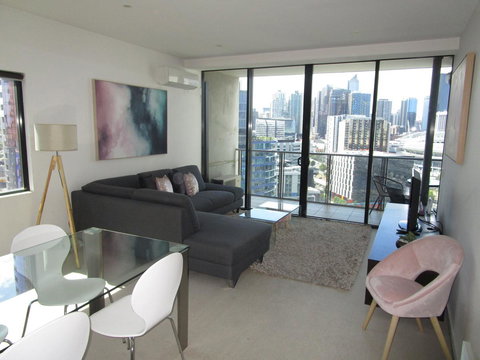 Harbour Escape Apartments Docklands - Accommodation 4U 0