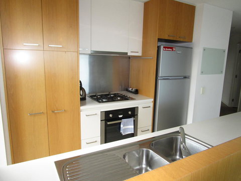 Harbour Escape Apartments Docklands - Accommodation 4U 2