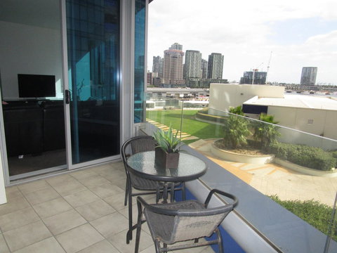 Harbour Escape Apartments Docklands - Accommodation 4U 18