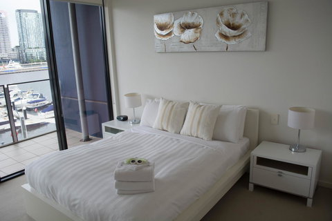 Harbour Escape Apartments Docklands - Accommodation 4U 30