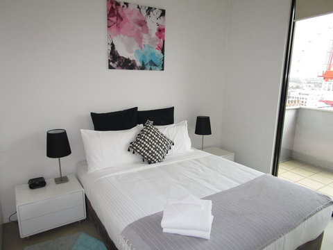 Harbour Escape Apartments Docklands - Accommodation 4U 15