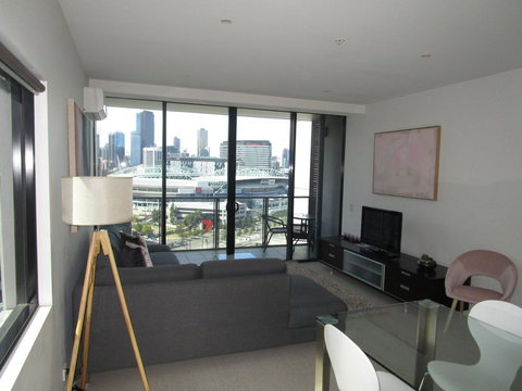 Harbour Escape Apartments Docklands - Accommodation 4U 8