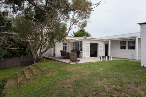 Sorrento Beach House - Perfect Spot And NEW Pool - Accommodation 4U 7