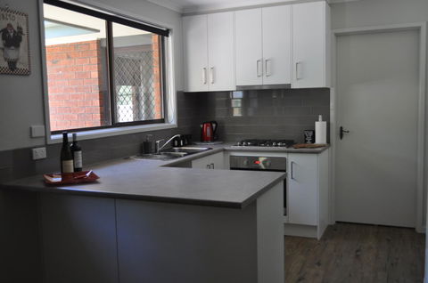 Juliet House - Accommodation 4U 7
