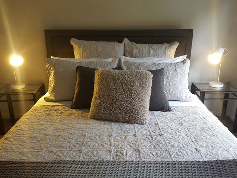 Juliet House - Accommodation 4U 1