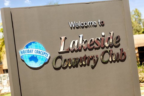 Lakeside Country Club - Accommodation 4U 8