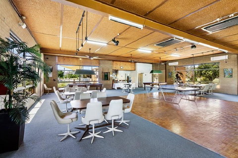 Lakeside Country Club - Accommodation 4U 9