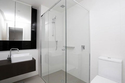 Clara Q Apartments - Accommodation 4U 10