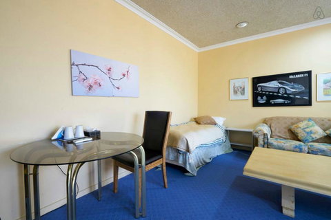 Cottages For Two - Accommodation 4U 7