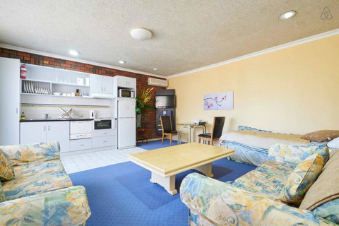Cottages For Two - Accommodation 4U 15