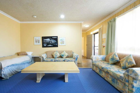 Cottages For Two - Accommodation 4U 5